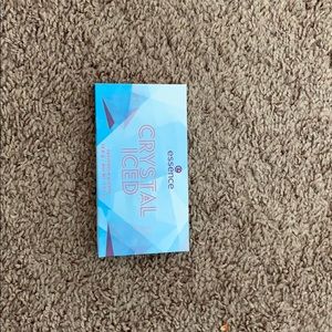Crystal iced eyeshadow palette